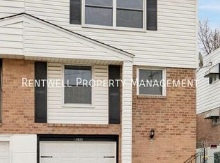 10925 Kipling Ln, Philadelphia, PA 19154