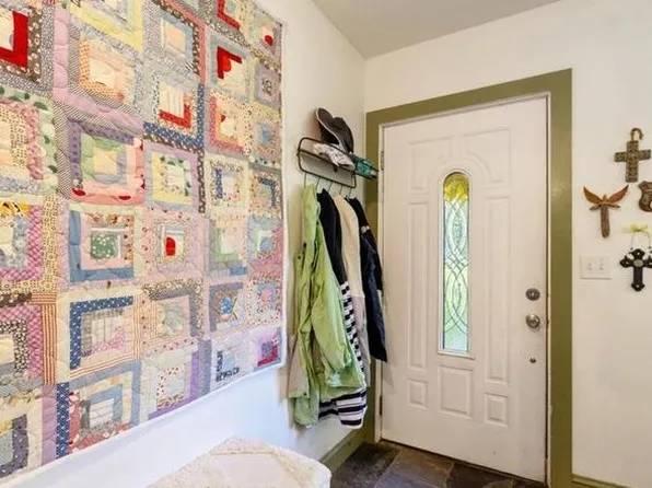 3122 North Ave, Burlington, VT 05408