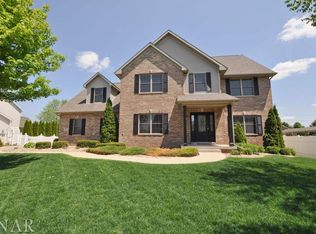 34 Derby Way, Bloomington, IL 61704