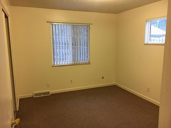 5th image of 10311 W 12th Pl