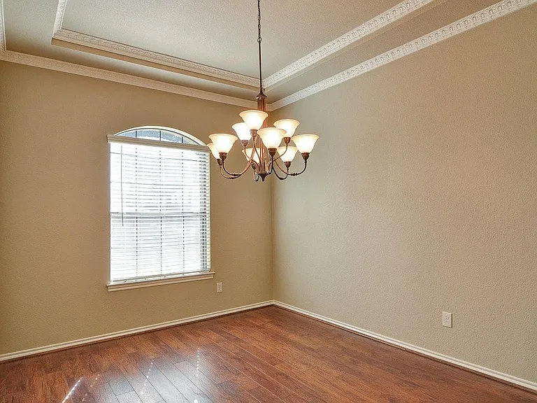 316 Bremen Dr — Photo 13