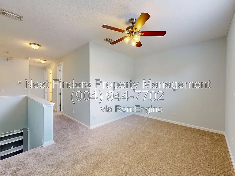 112 Woodfield Ln — Photo 14