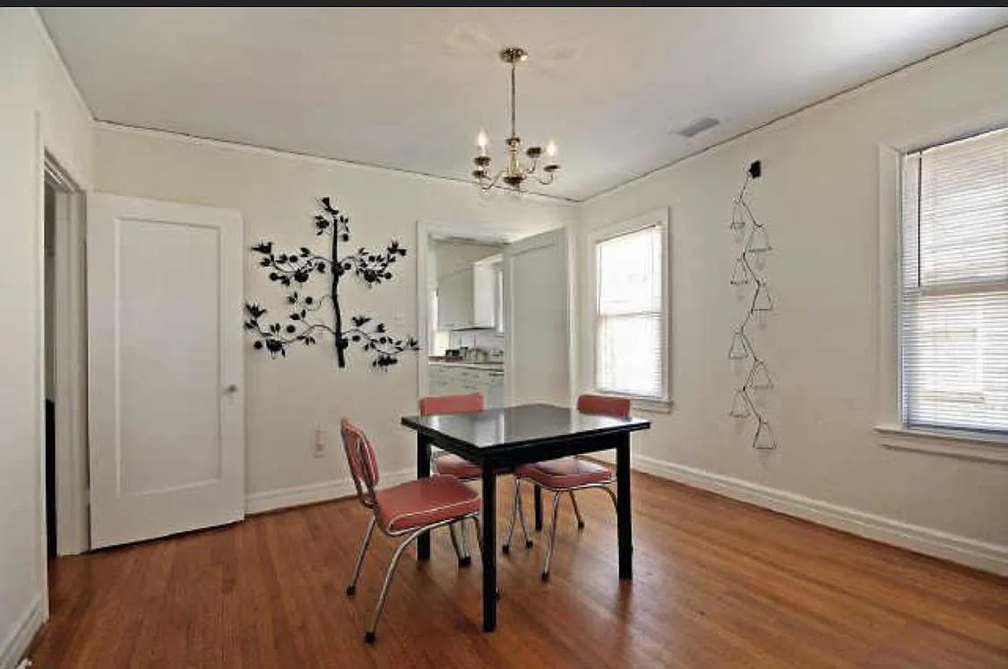2 bed, 1350 sqft, $2,500 — Photo 2