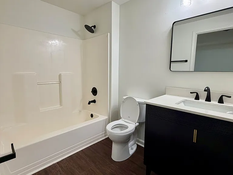 10639 Meeting St #303 — Photo 9