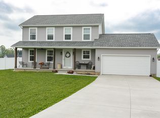 10874 Madlyn St NE, Bolivar, OH 44612