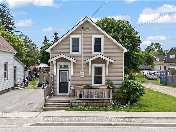 2nd image of 115 Durham St W