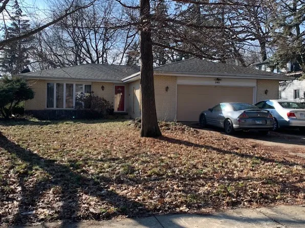 345 E Granville Ave, Roselle, IL 60172