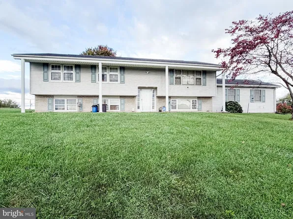 40 Hair Rd, Newville, PA 17241