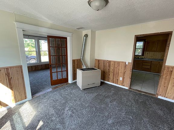 4th image of 97 White St