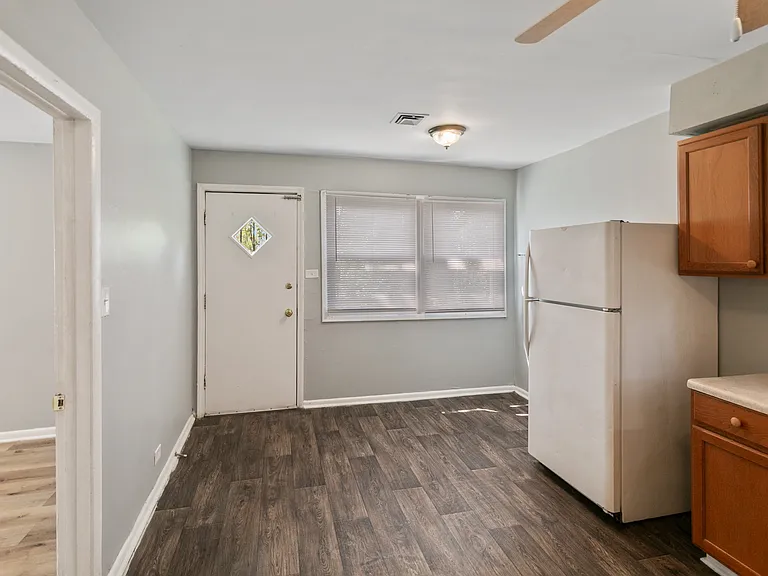 444 W Hickory St #2A — Photo 6