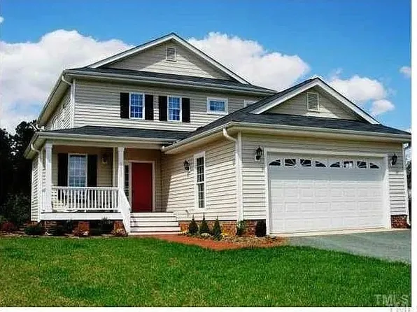 2000 Thoroughbred Dr, Hillsborough, NC 27278
