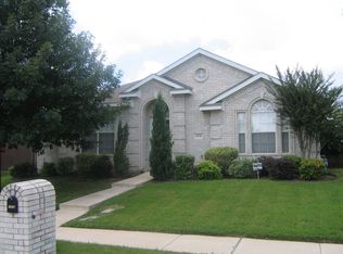 1658 Peacock Ct, Lewisville, TX 75077