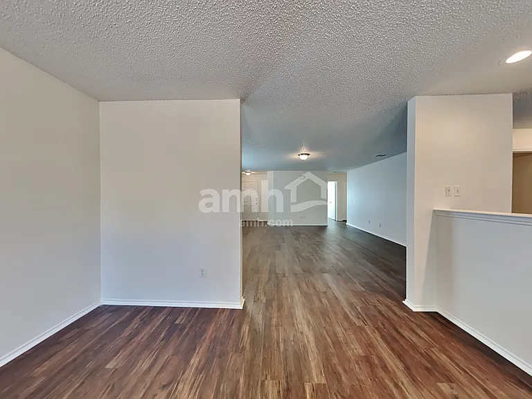 10136 High Eagle Trl — Photo 9
