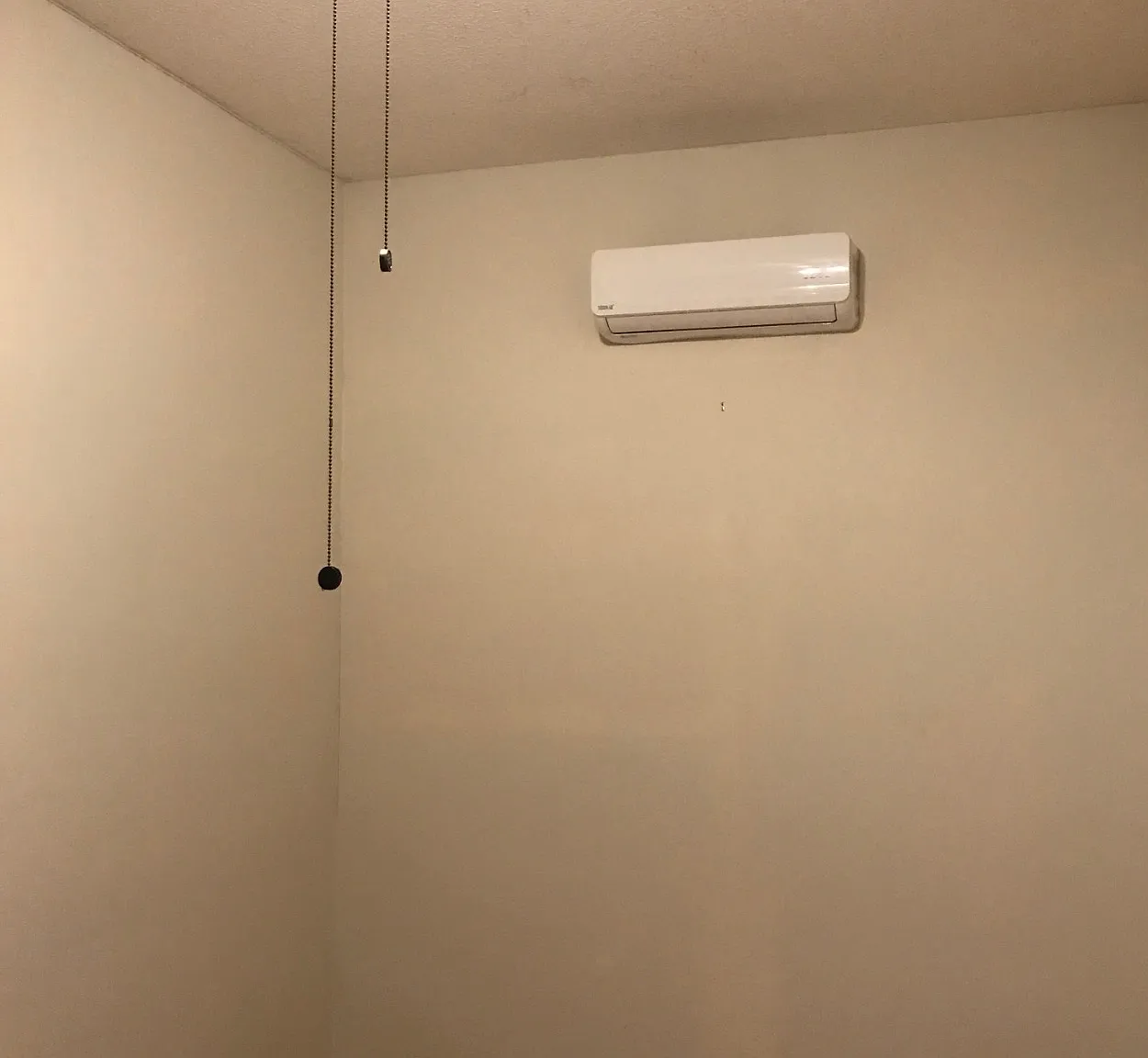 1 bed, 400 sqft, $1,000 — Photo 1