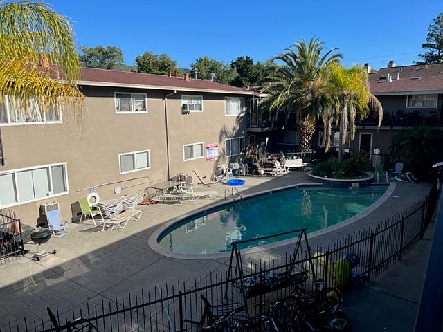 1st image of 222 Milbrae Ln APT 11