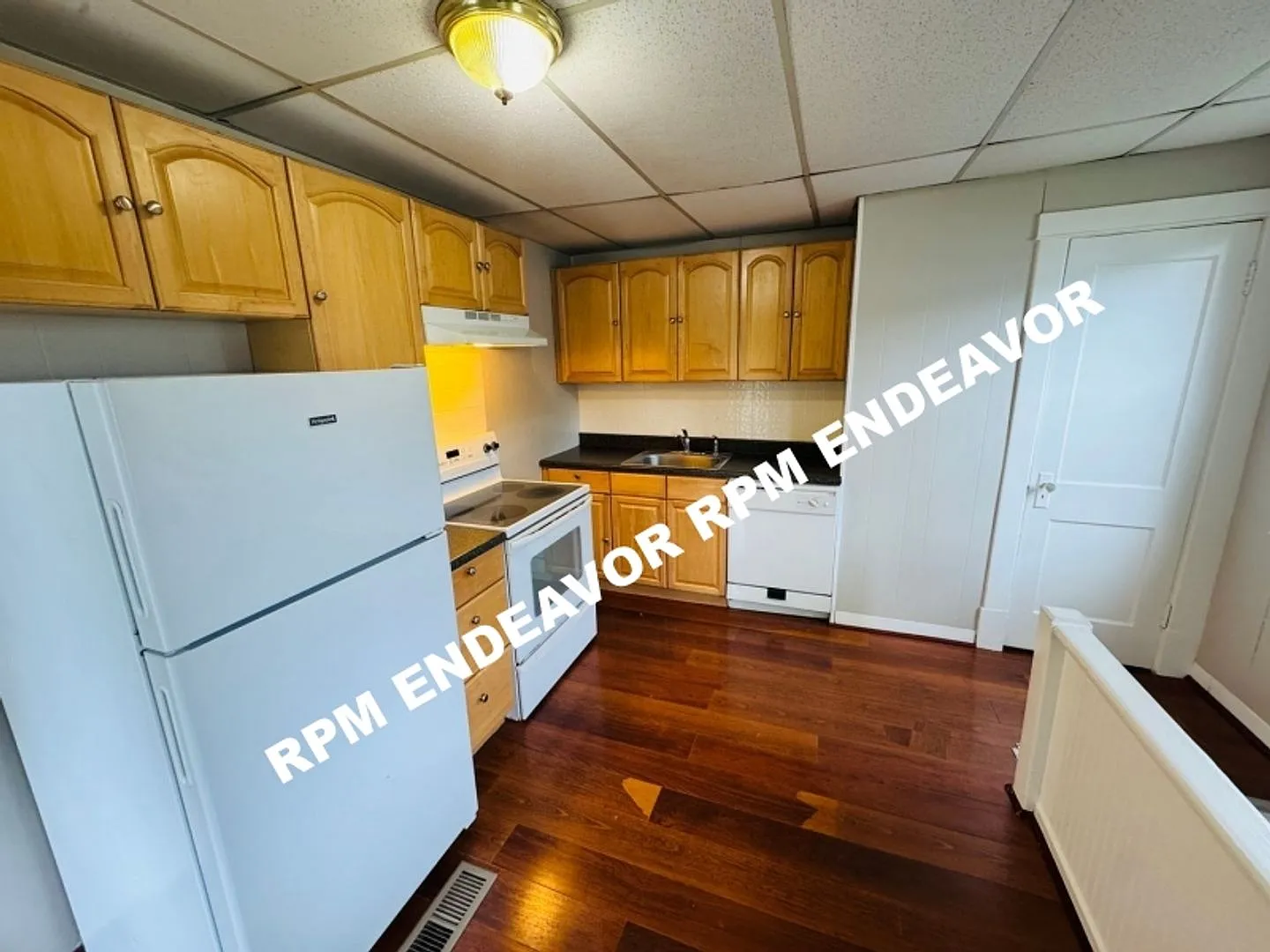 4736 Heidelberg Av — Photo 3