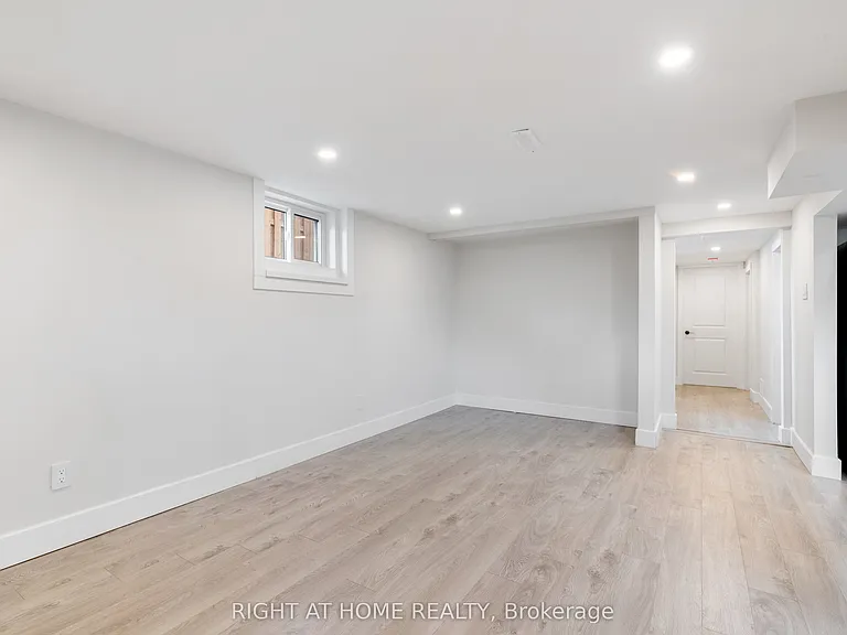 112 Walter Ave #BASEMNT — Photo 9