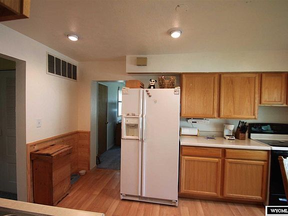 5th image of 1020 E Lincoln Ave
