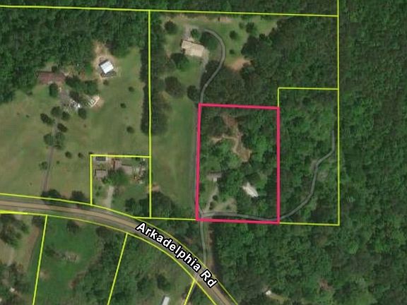 3rd image of 724 Bottom Lee Rd