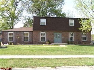 4969 Crownover Dr, Saint Louis, MO 63128