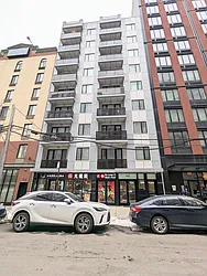 42-22 Crescent Street