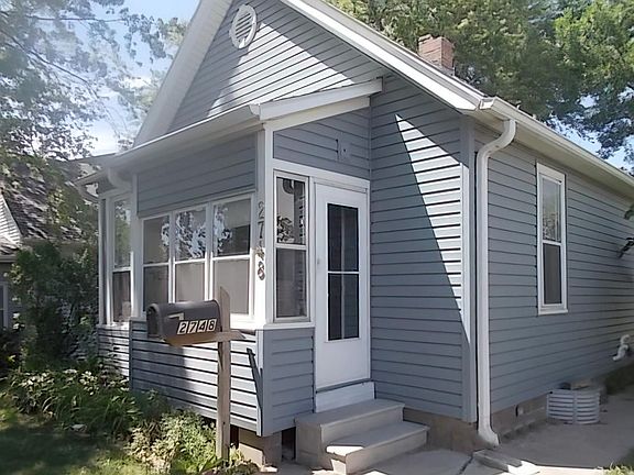 5th image of 2748-A Avenue St N