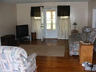 5th image of 17 Parkview Dr
