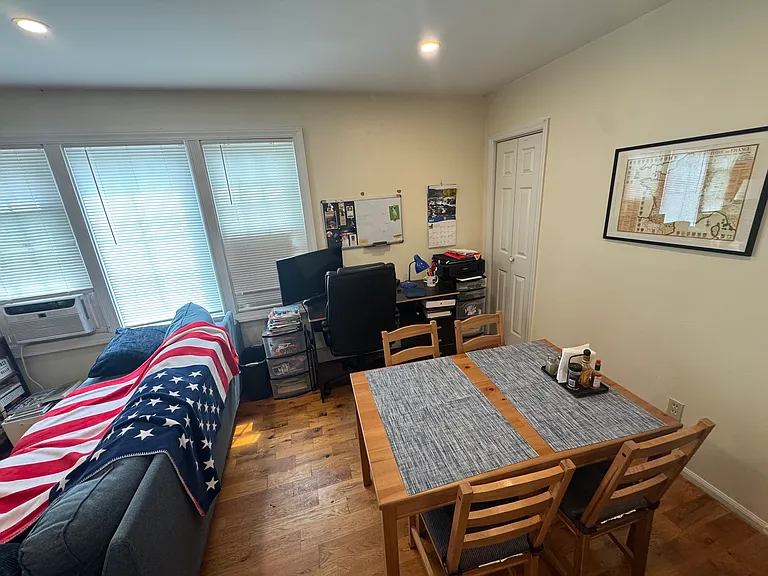 74 Lawrence St #C — Photo 7