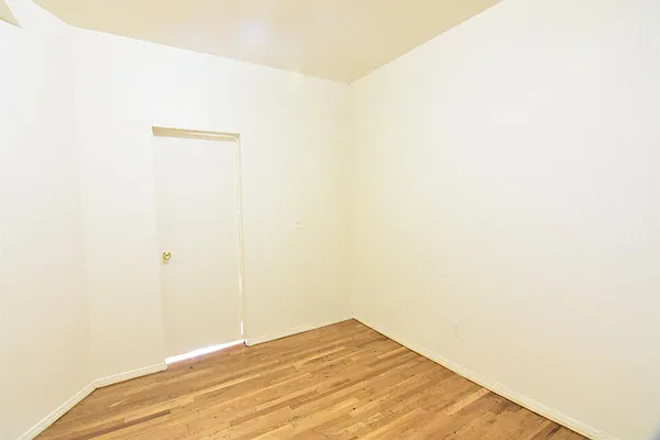 Rented by Clove Realty LLC | media 11