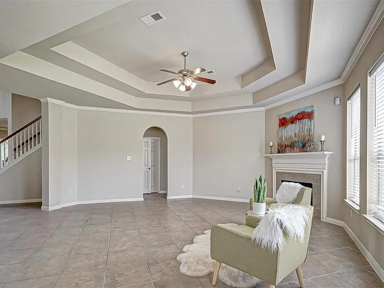4602 Butler Springs Ln — Photo 7