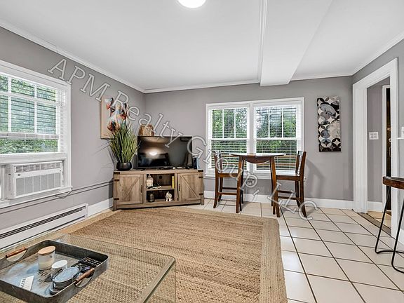 5th image of 3116 Lakewood Ave