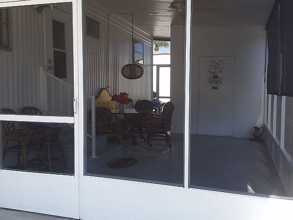 3rd image of 34141 Juniper Dr