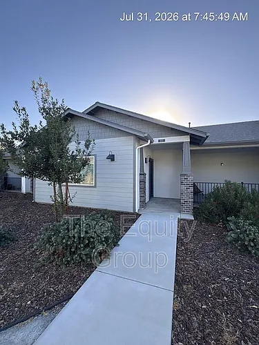 514 S Summit St Photo 1 514 S Summit St Photo 1