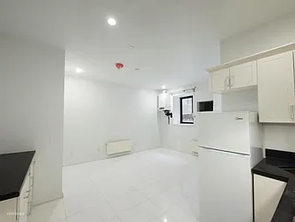 Rented by Batra Group Inc
