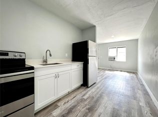 809 NW 7th St #2, Hallandale, FL 33009