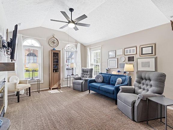 5th image of 4994 Deer Forest Pl #4994
