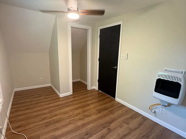 19 Layne Ave — Photo 10