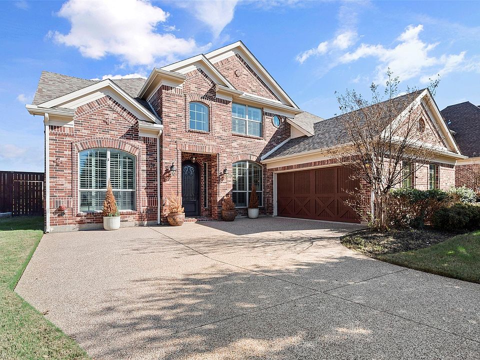 1st image of 711 Waterlane Dr