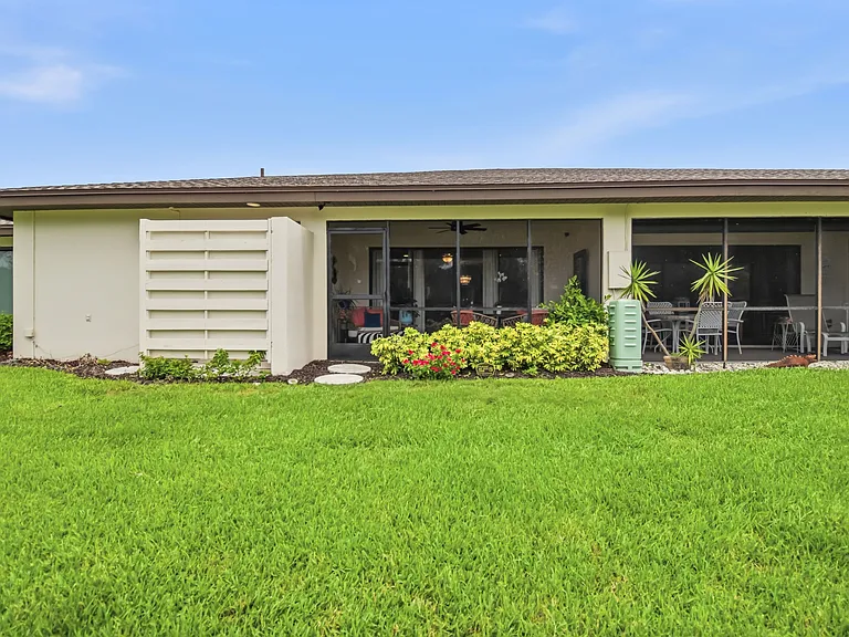 3689 Gleneagle Dr #14B — Photo 25
