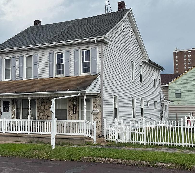 1st image of 126 Walnut St