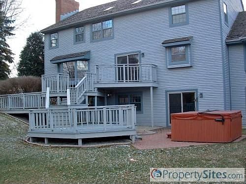 3rd image of 830 Millbrook Dr