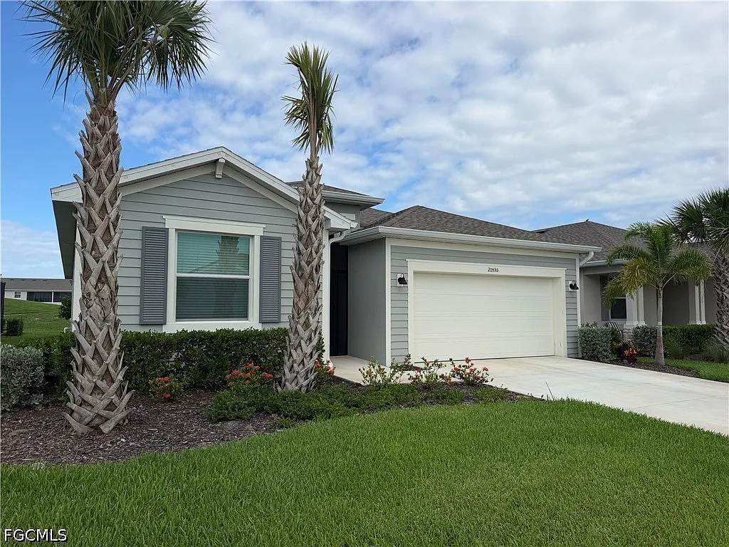 4 bed, 3.0 bath, 2032 sqft, $2,490 — Photo 2