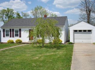 920 Summit Ln, Highland Heights, KY 41076
