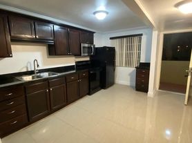 3120 N Pine Island Rd, Fort Lauderdale, FL