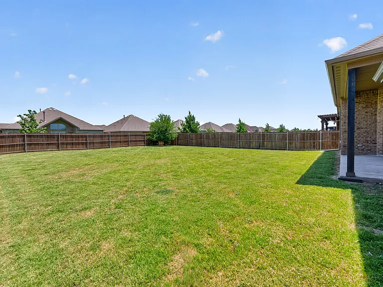 2819 Diamondback Dr — Photo 4