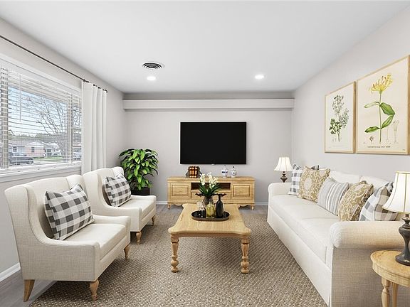 5th image of 273 Meadow Ave