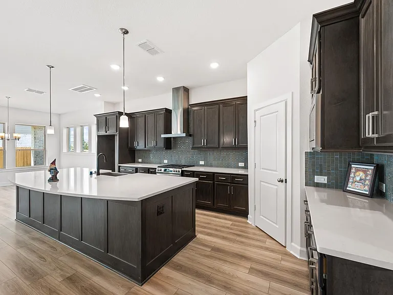 5702 Diamond Dust Dr — Photo 10