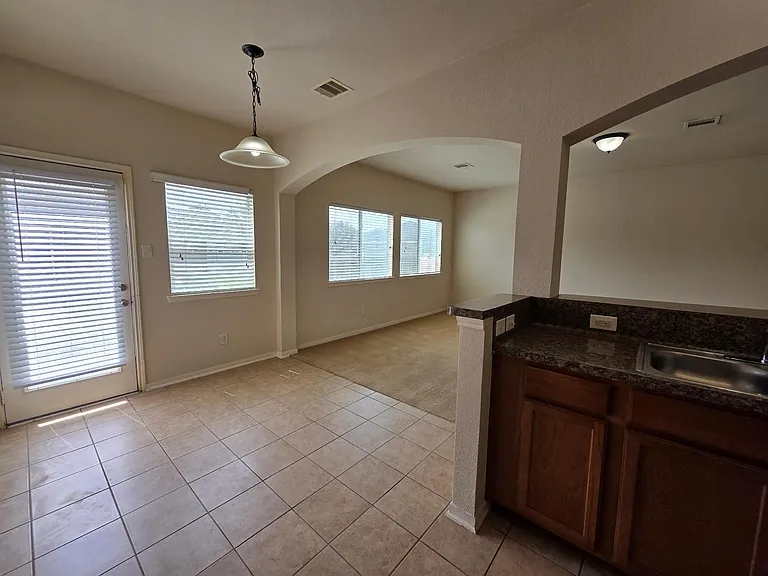 11805 Princess Garden Way — Photo 11