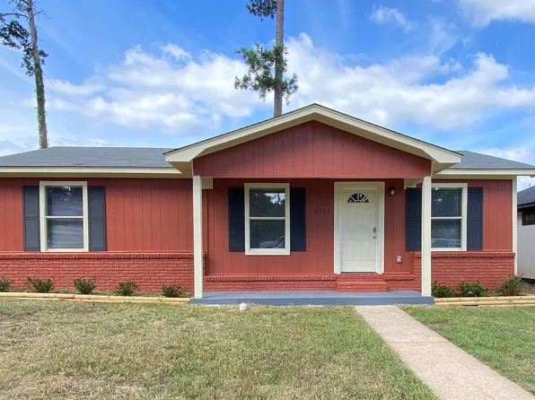 2220 Loop Acres Dr, Jacksonville, AR 72076