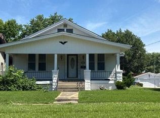 214 W Central Ave, Benld, IL 62009